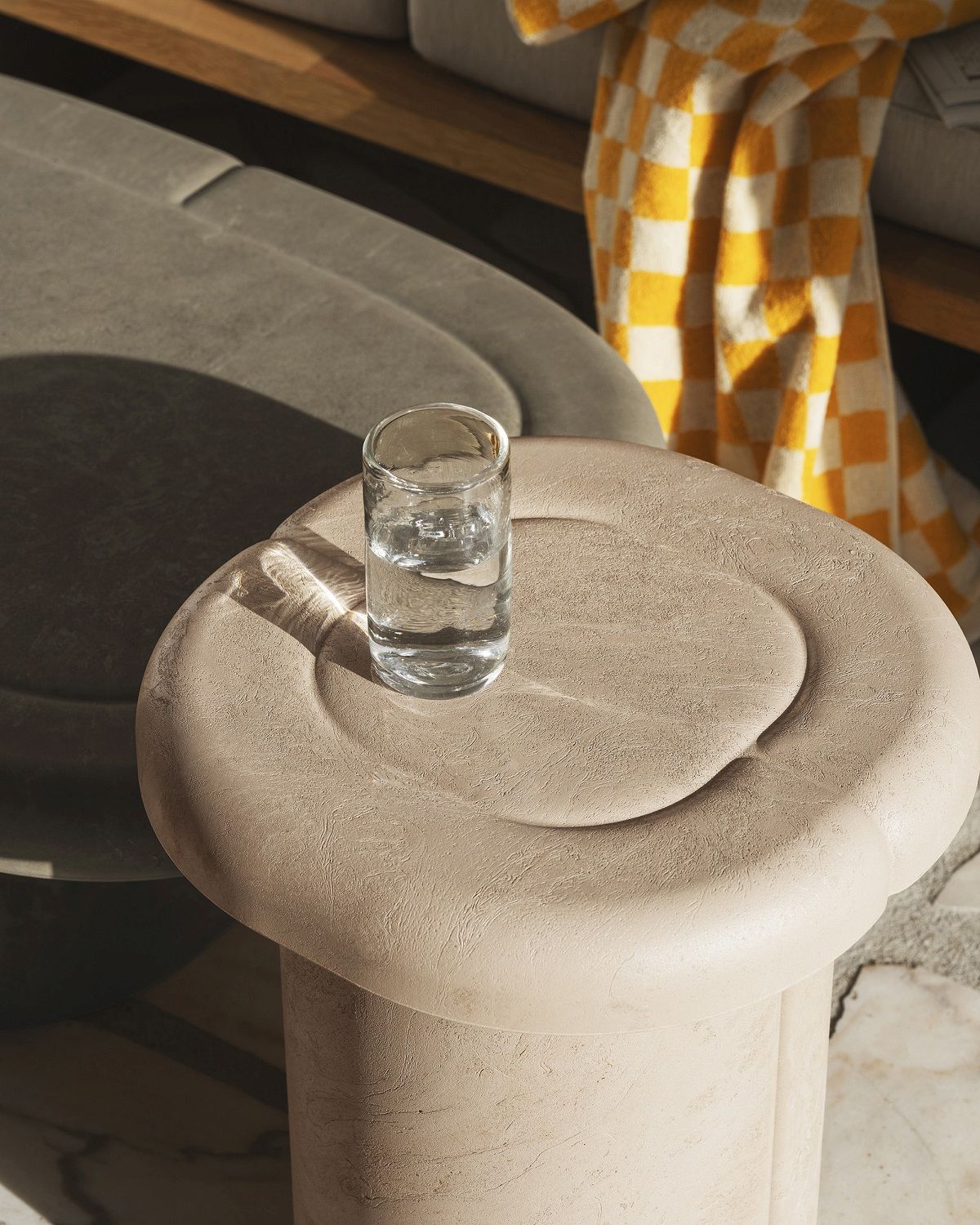 Alder Lounge Table Oval Indoor / Outdoor Coffee Table Mater