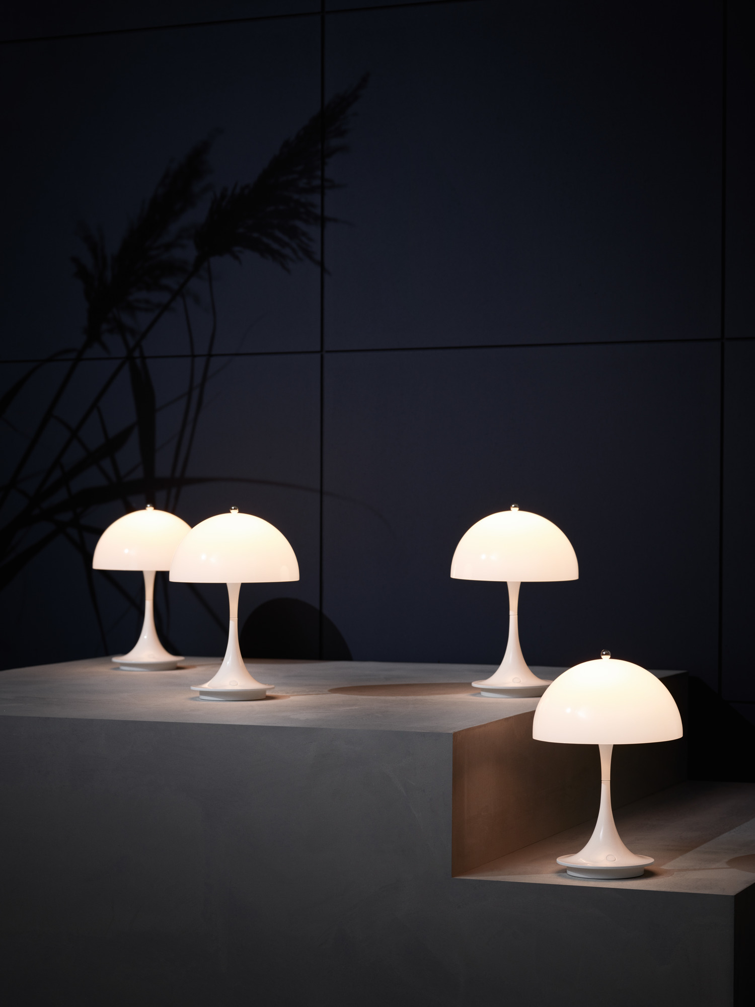 Panthella 160 Portable rechargeable LED table lamp Indoor/Outdoor Louis Poulsen SINGLE PIECES