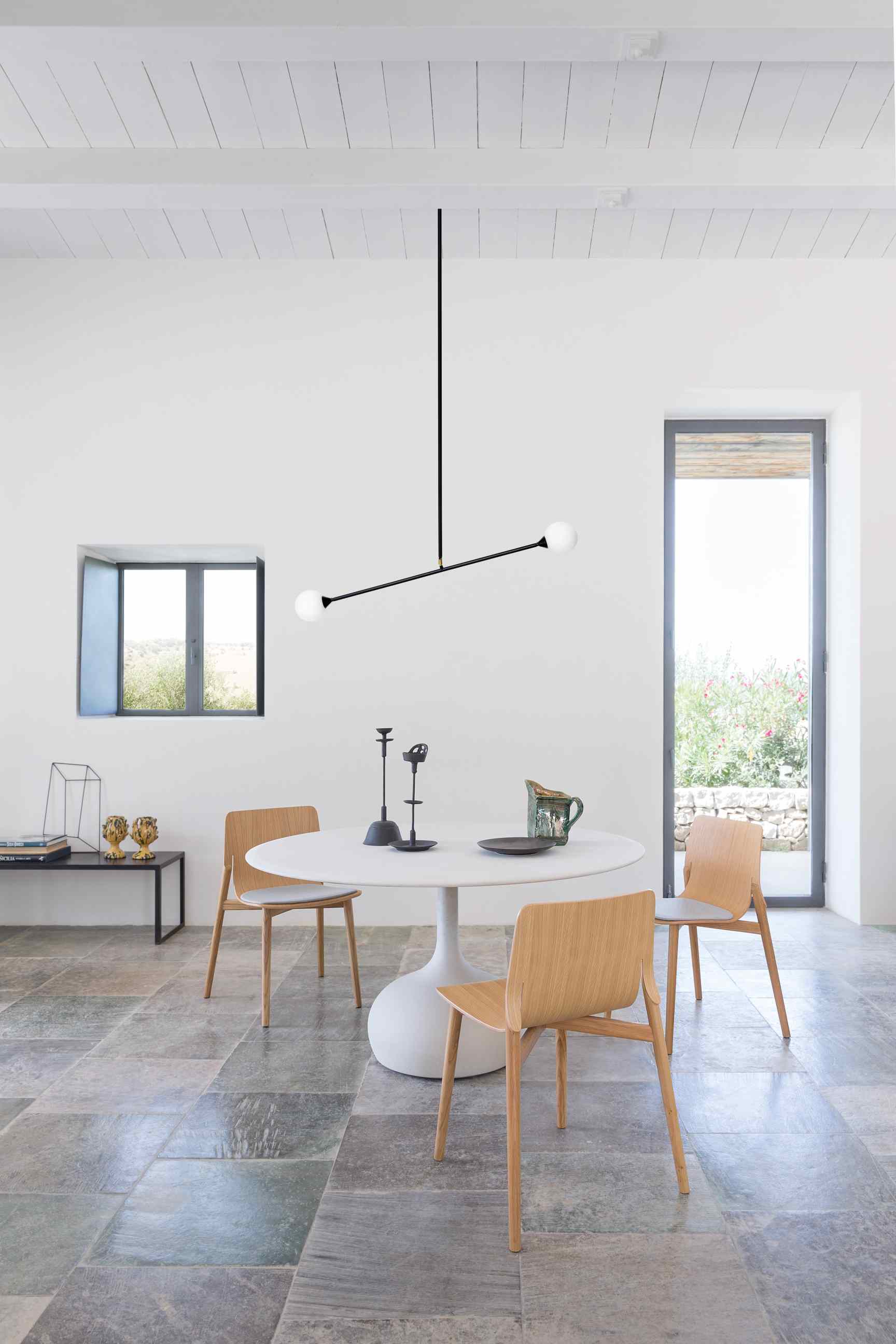 Saen Dining Table Alias