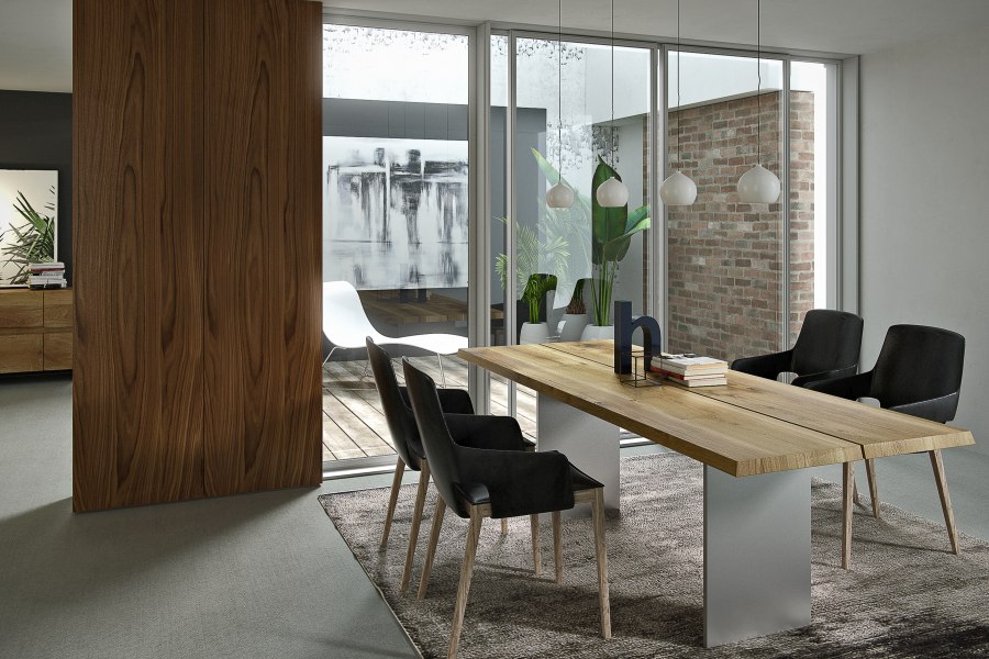 Natt Dining table Trebord