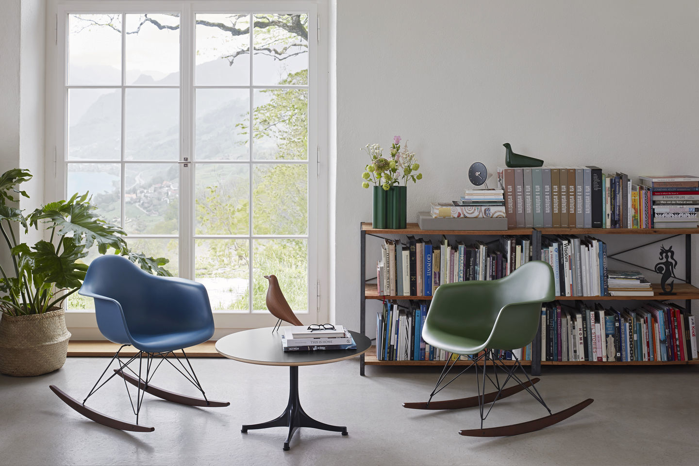 Eames Plastic Arm Chair RAR Rocking Chair Vitra Maple dark-Black-White