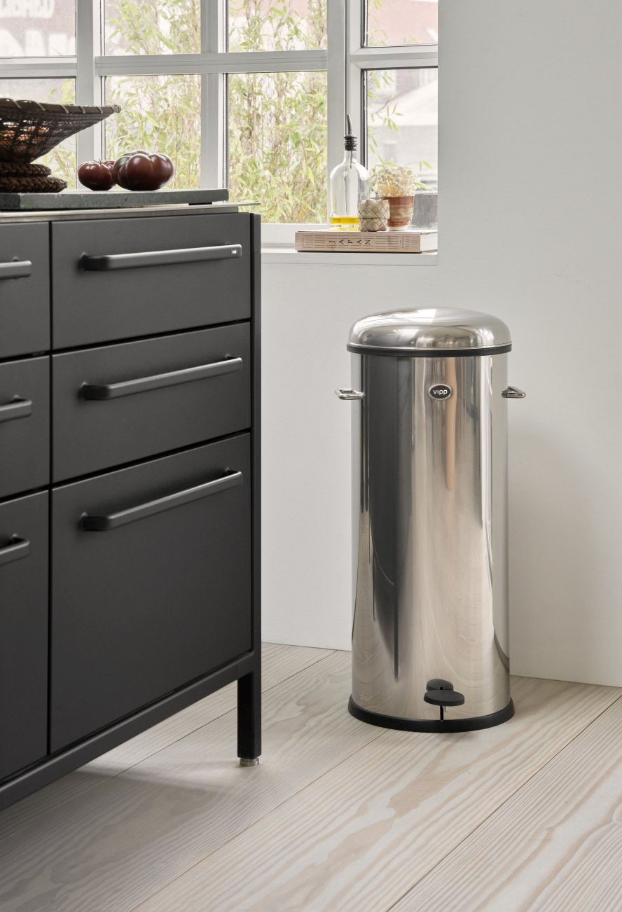 Bin pedal bin 30L stainless steel Vipp 