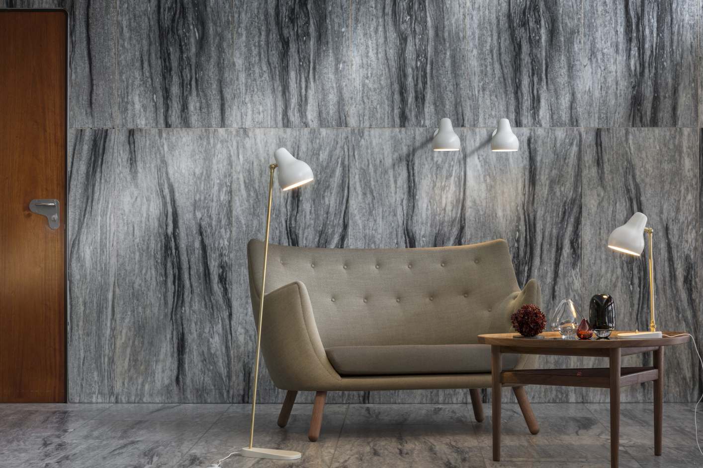 VL38 Floor lamp Louis Poulsen Black