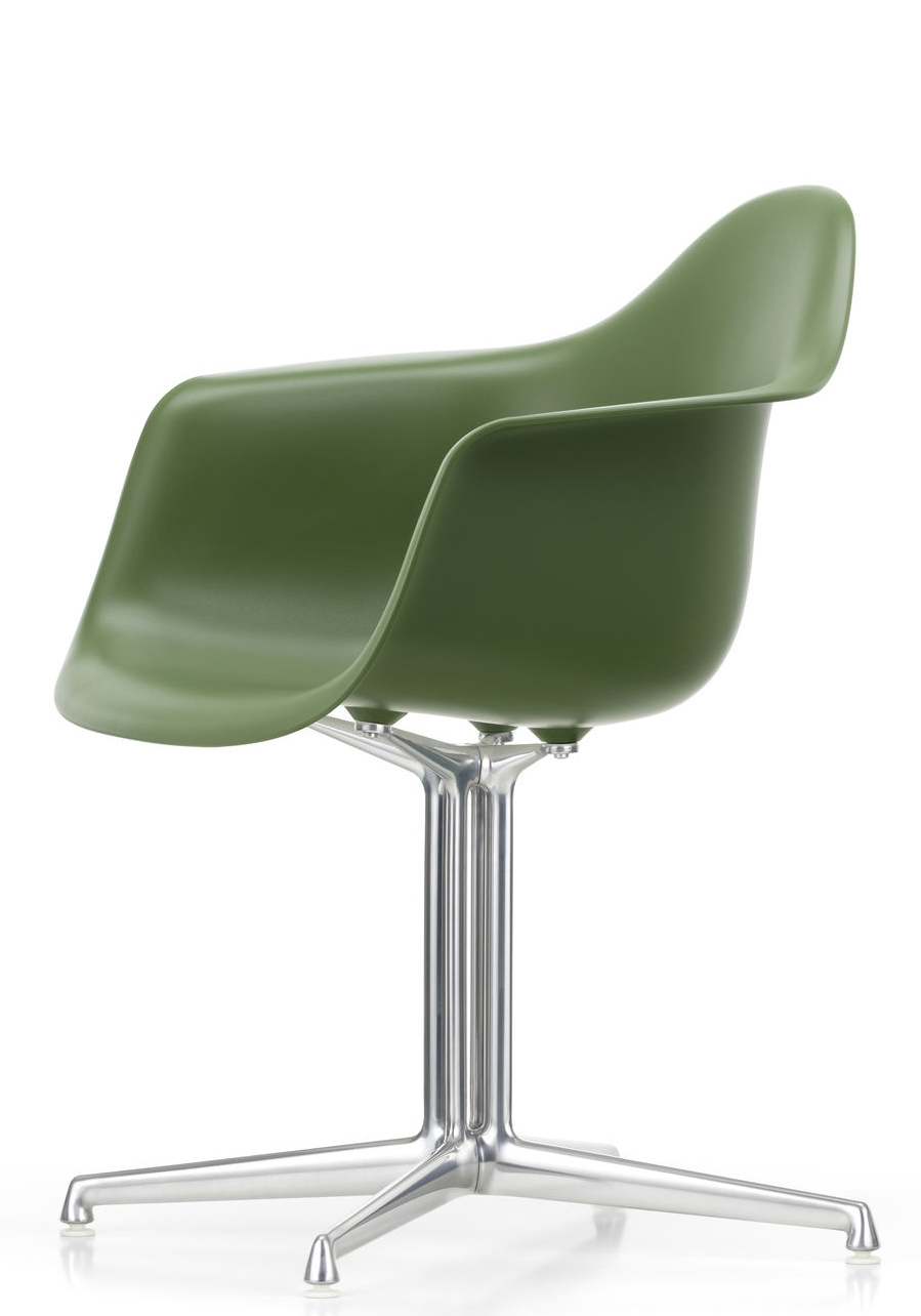 Eames Plastic Arm Chair DAL Chair Vitra