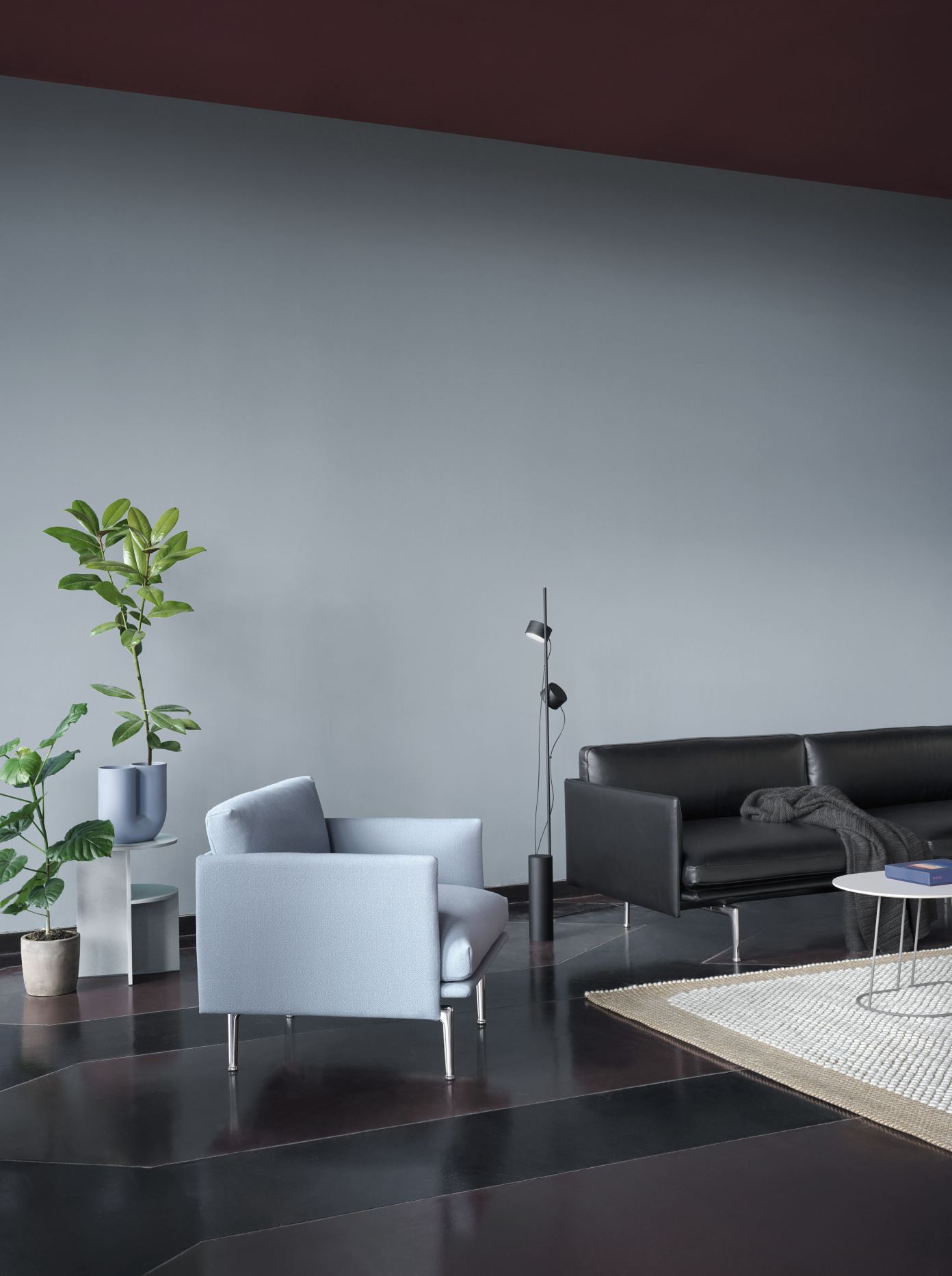 Ample Throw Blanket dark grey Muuto