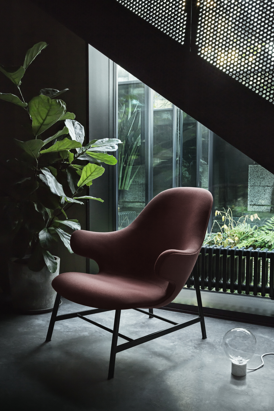 Catch JH14 Lounge armchair AndTradition