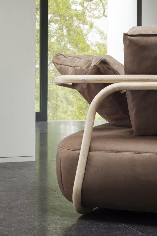 2002 bentwood sofa Thonet