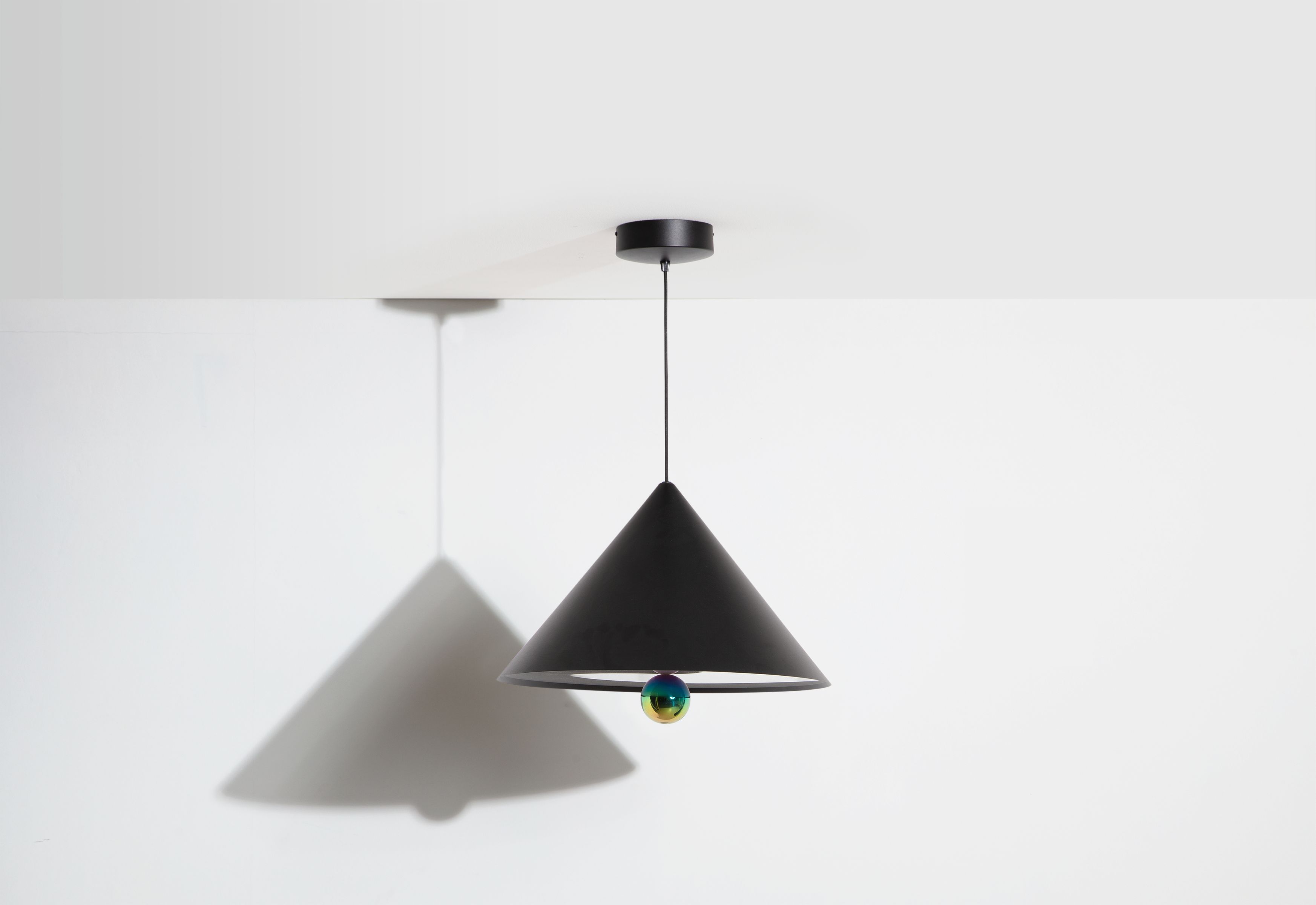 Cherry Pendant light Pendant lamp L Petite Friture