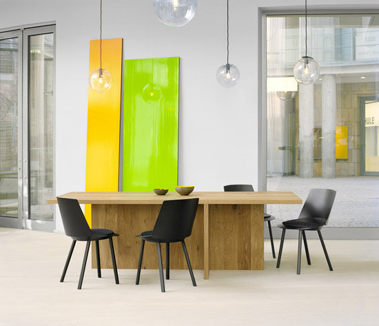 TA18 Ten Dining Table by Philipp Mainzer e15