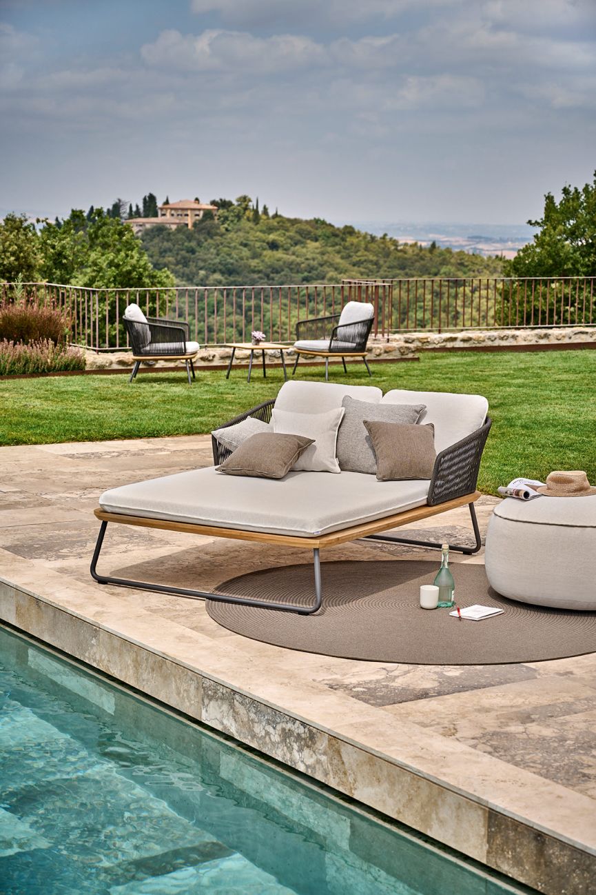 Maliha Lounge Stool Round Outdoor Weishäupl  