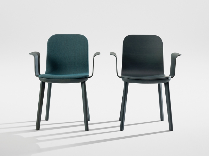Aeon Comfort Chair Armchair Fully upholstered Zeitraum