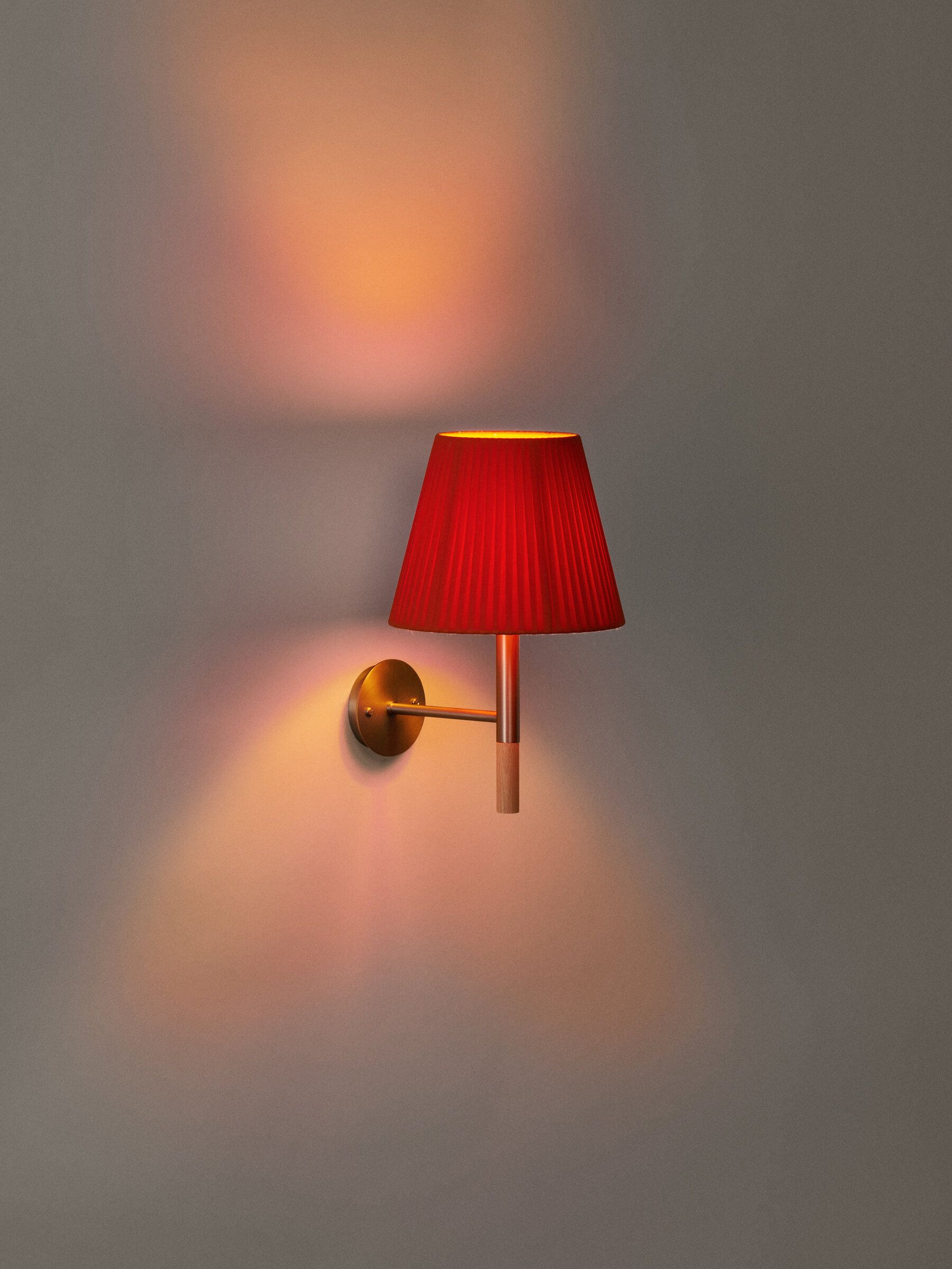 BC2 Wall lamp Santa & Cole