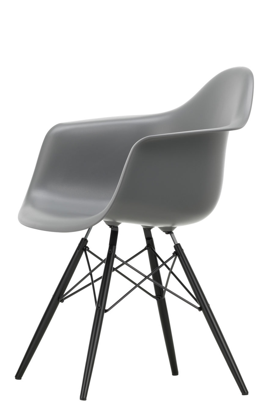 Eames Plastic Arm Chair DAW Chair Vitra