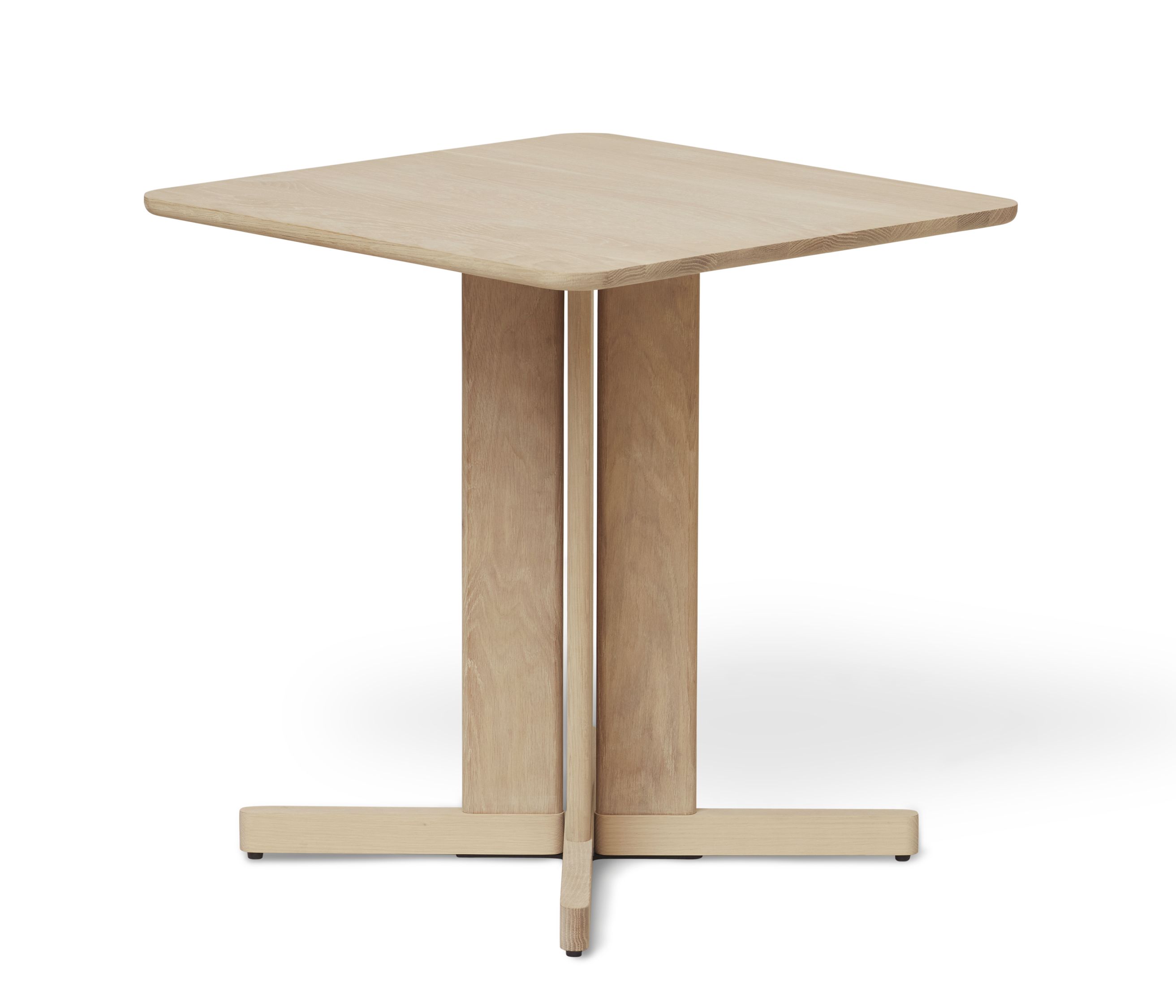 Quatrefoil Table white oiled Form & Refine