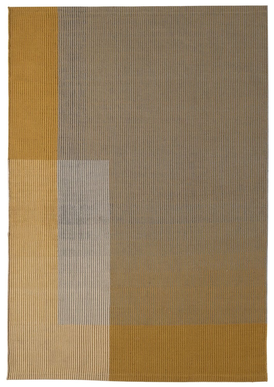 Nanimarquina Teppich Haze Rug: Detailaufnahme des modernen Teppichs mit geometrischem Muster in Gold und Grau.