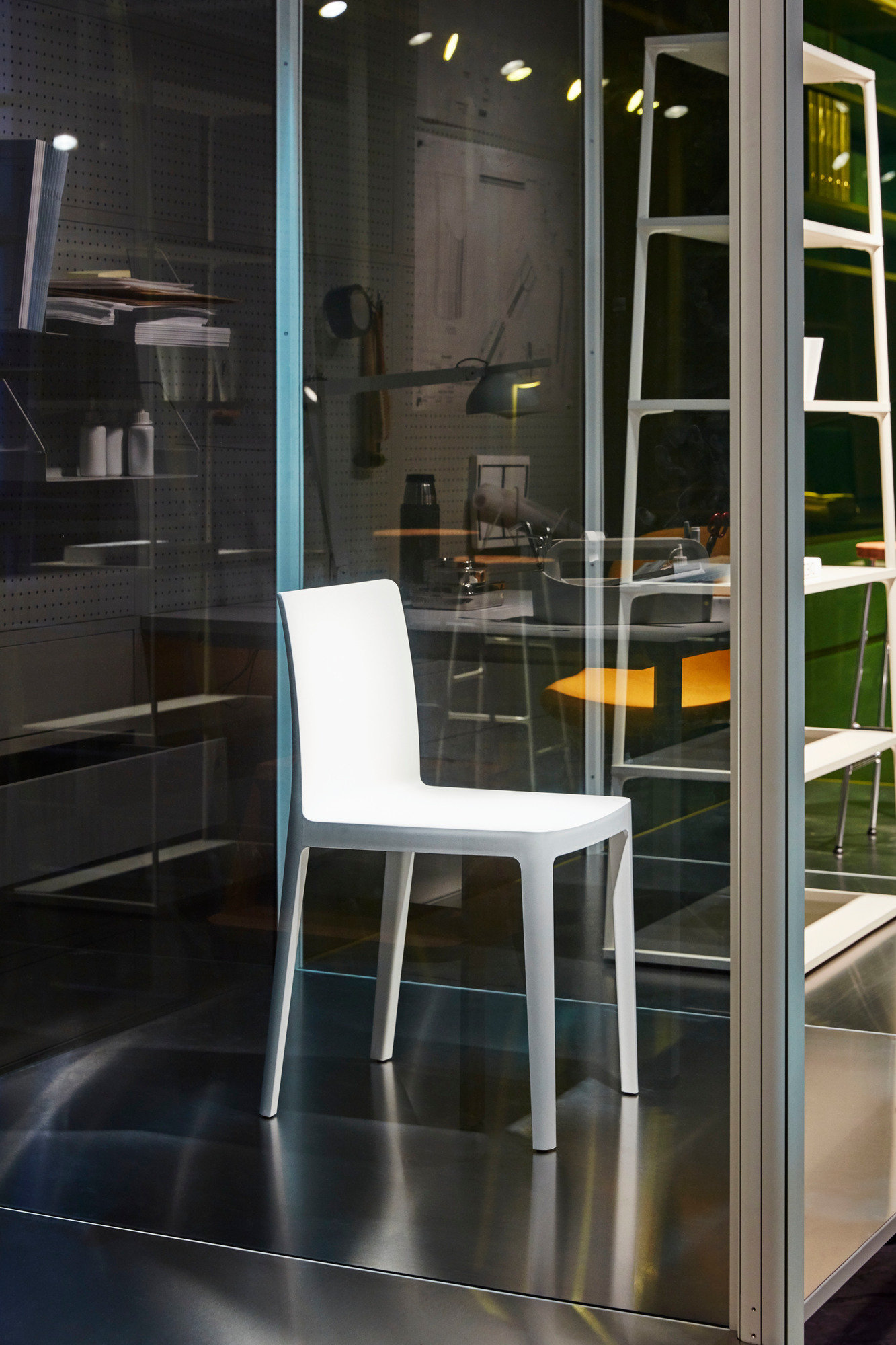 Élémentaire / Elementaire Chair Outdoor Smoke green Hay SINGLE PIECES Élémentaire / Elementaire Chair Outdoor Smoke green Hay SINGLE PIECES