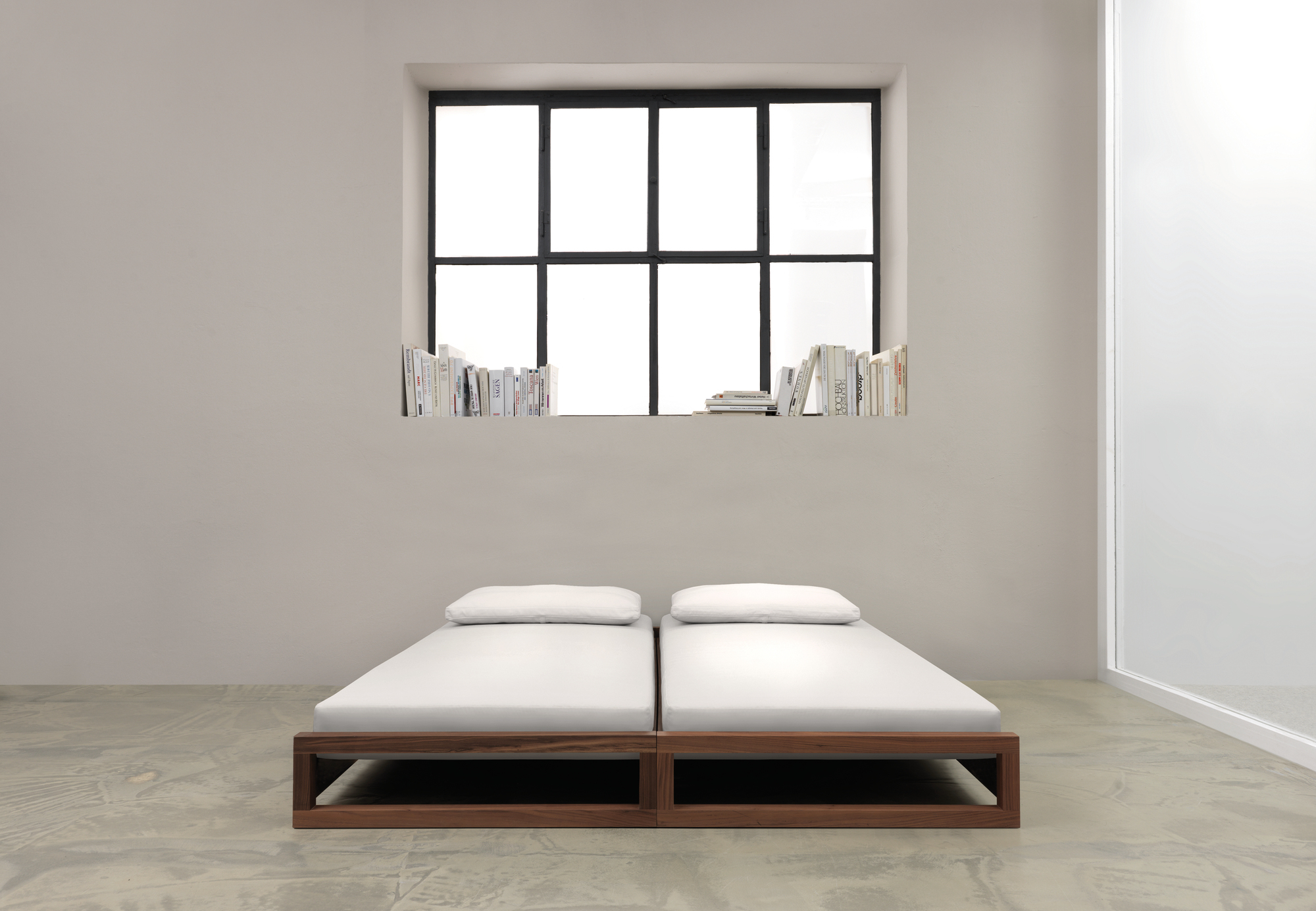 Guest 90 wood bed american walnut Zeitraum