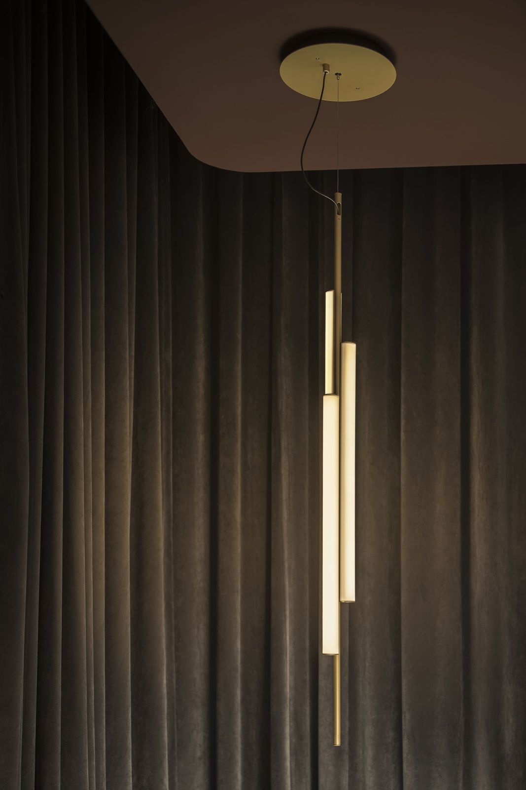 Ambrosia V130 / V130 pendant light marset