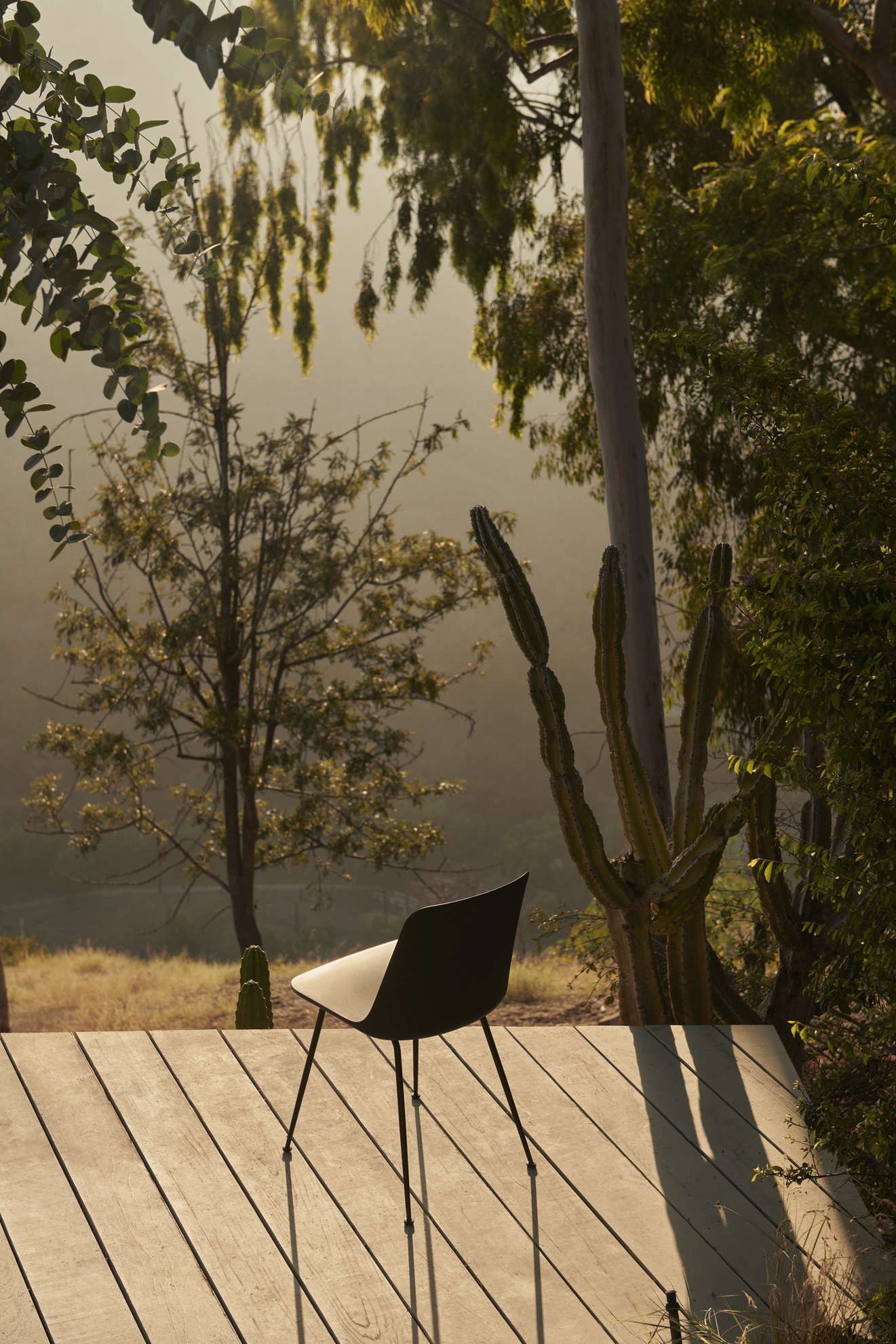 Rely HW70 Outdoor Chair Chair AndTradition