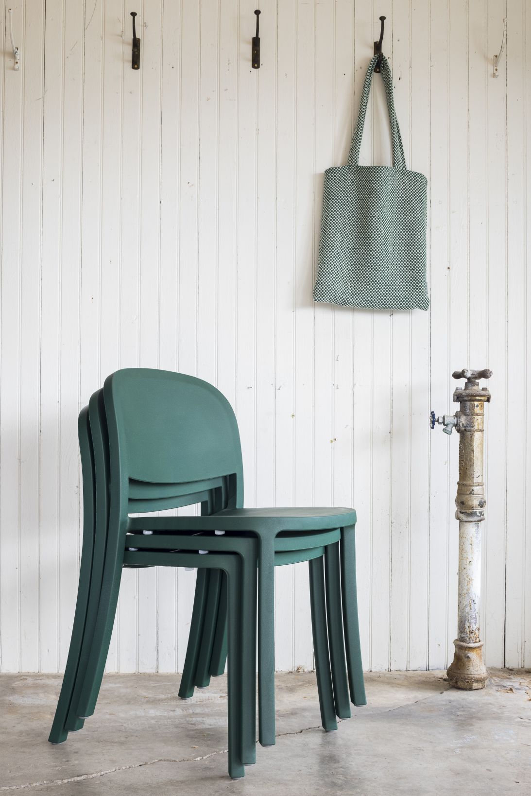 1 Inch Reclaimed stackable Chair blue Emeco