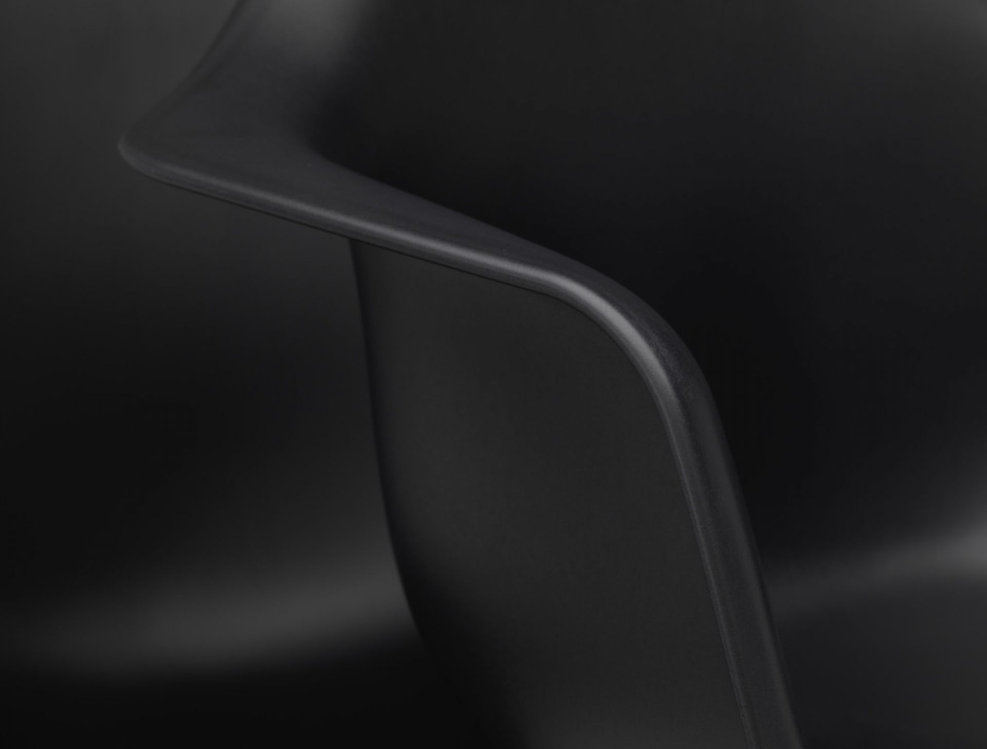 Eames Plastic Arm Chair PACC Chair Vitra