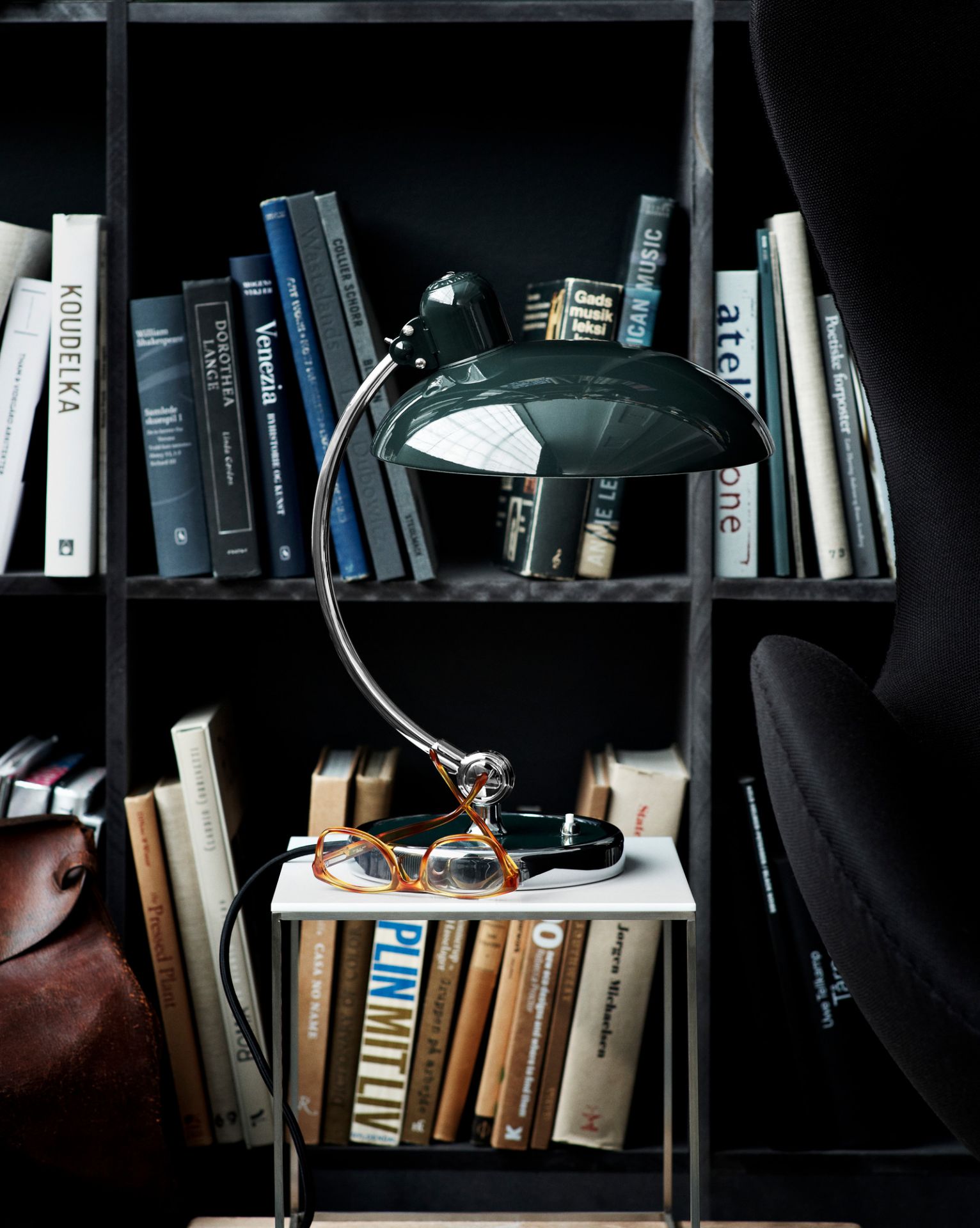 6631 T Luxus Table lamp KAISER idell Fritz Hansen white