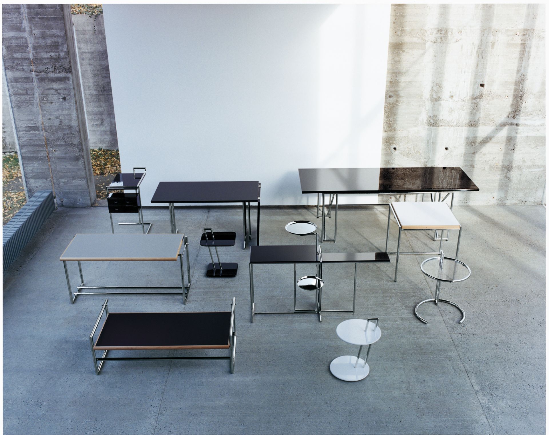 Adjustable Table E1027 Side Table ClassiCon - QUICK SHIP