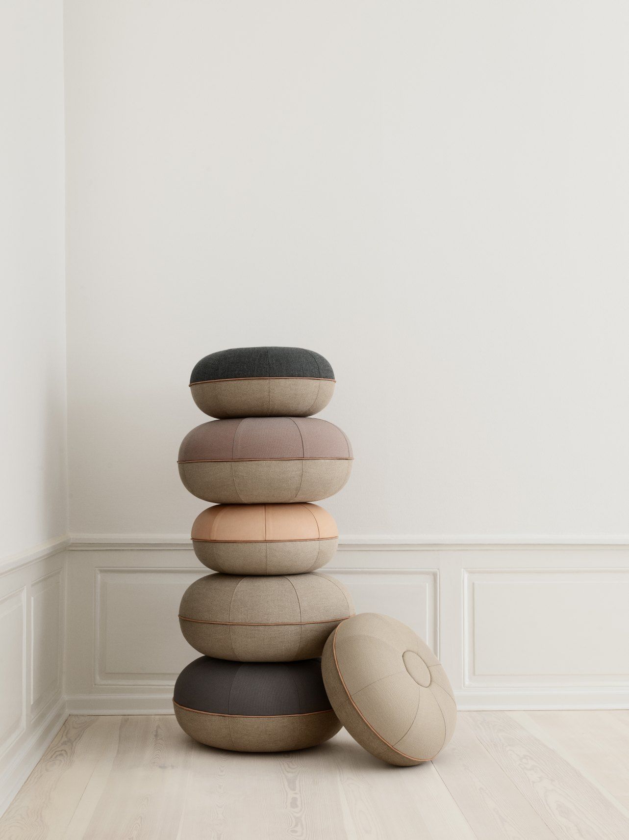 Pouf Small Stool Fritz Hansen
