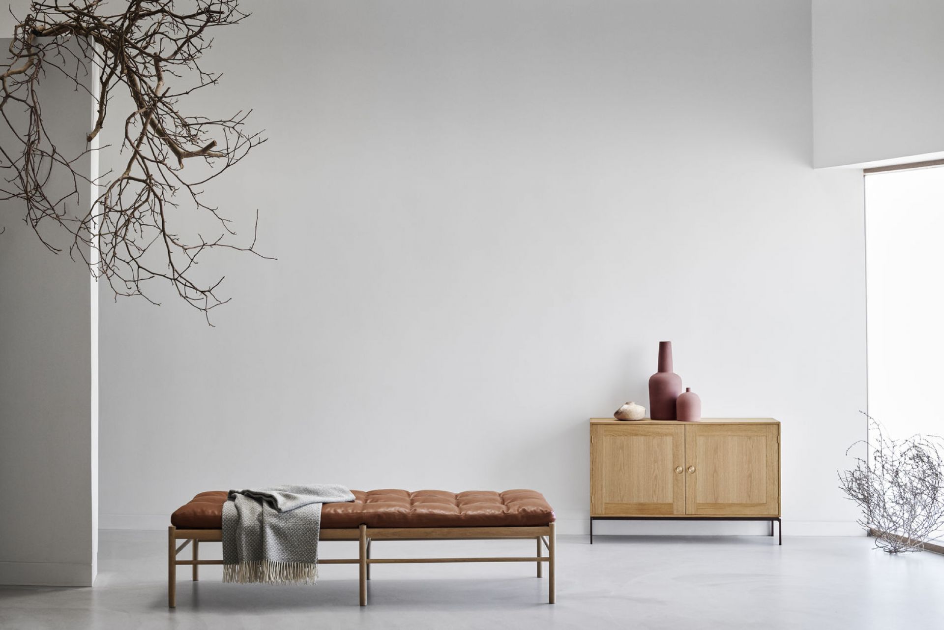 FK63 Bookshelf System Horizontal Depth 36 cm with Doors Carl Hansen & Søn