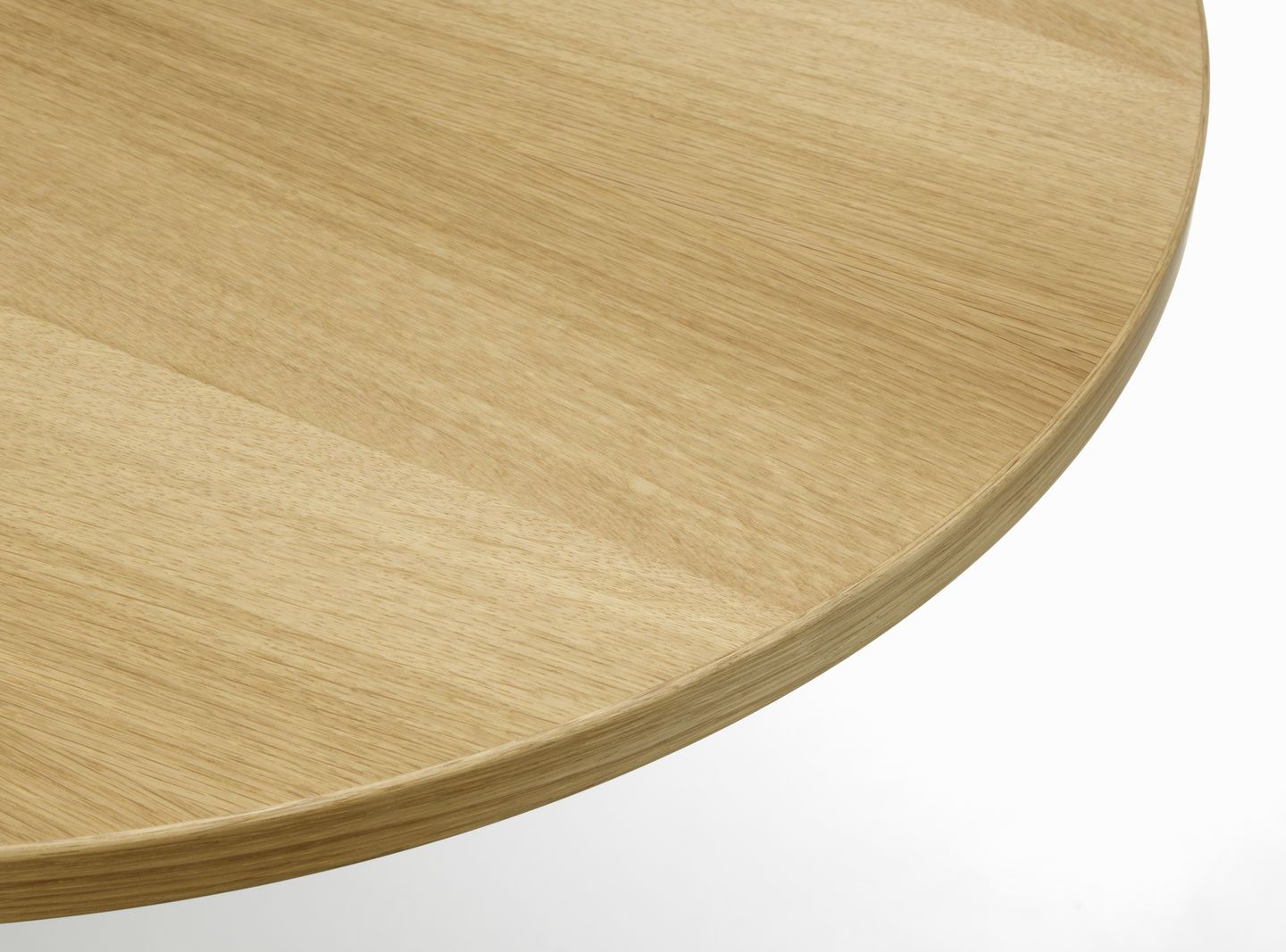 Eames Contract Tables High Standing Table Ø 70 cm Vitra