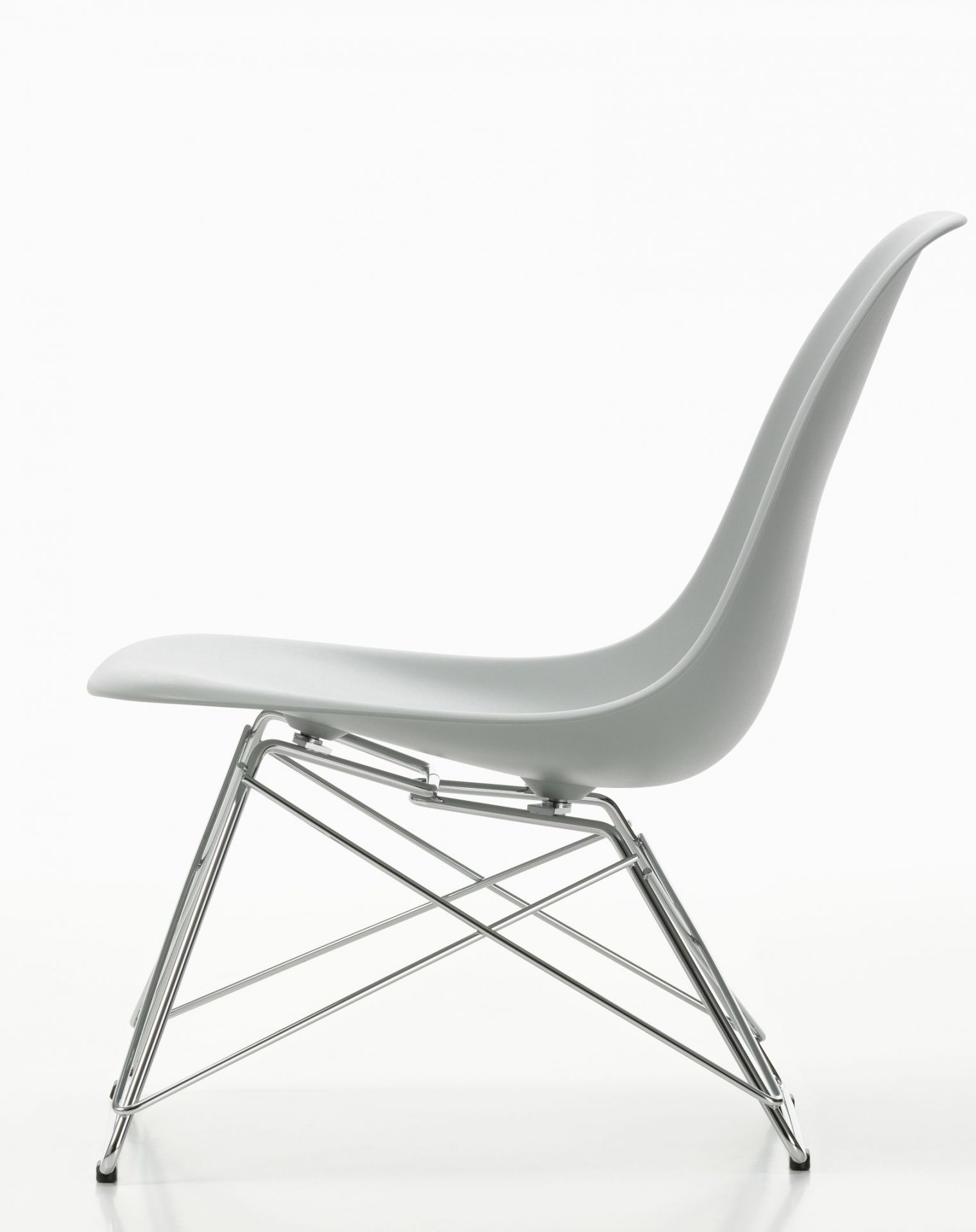 Eames Plastic Side Chair LSR Chair Vitra