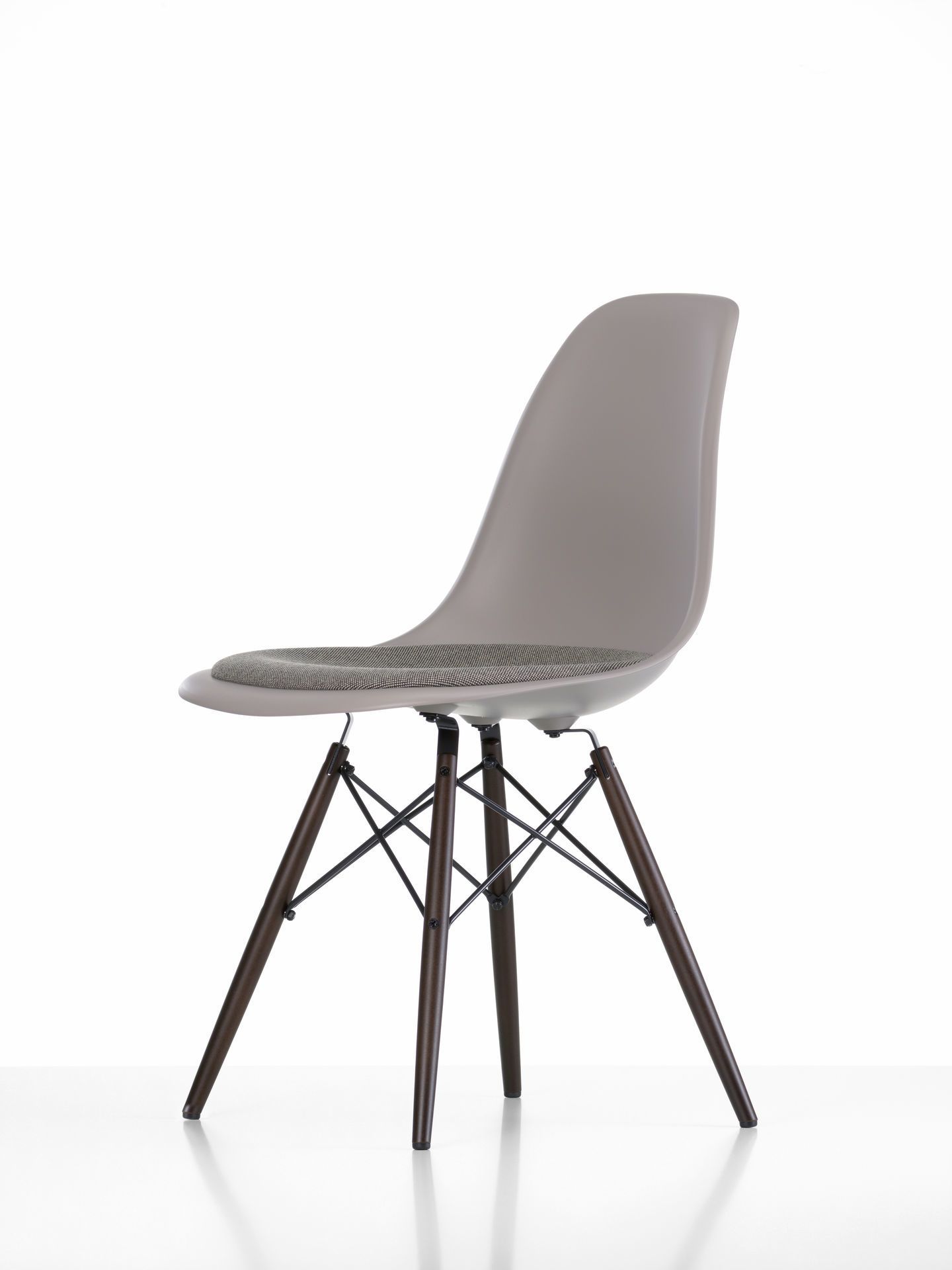 Eames Plastic Side Chair DSW Chair with Seat Cushion Vitra Eames Plastic Side Chair DSW Chair with Seat Cushion Vitra