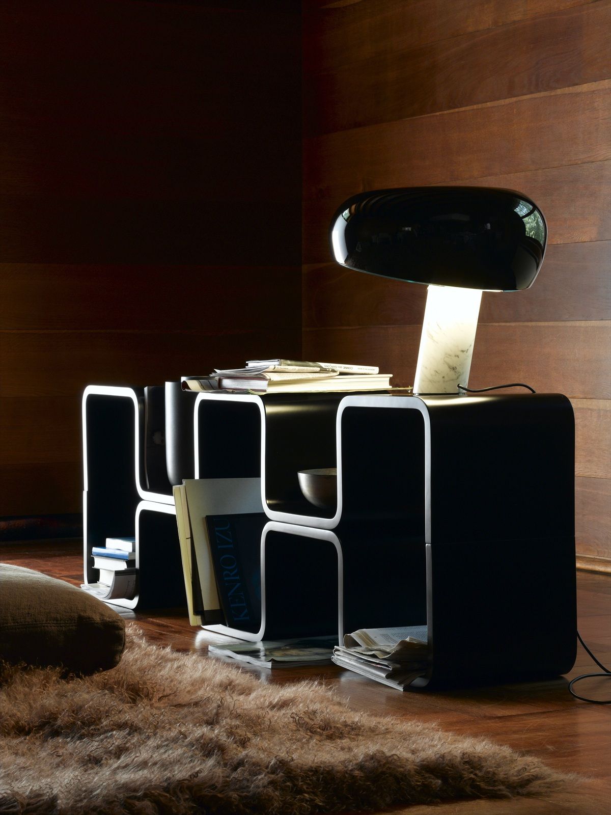 Snoopy Table lamp Flos black