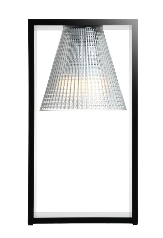 Light-Air Tischlampe von Kartell: Transparenter Lampenschirm in schwarzem Rahmen, modernes Design für Nachttisch oder Schreibtisch.