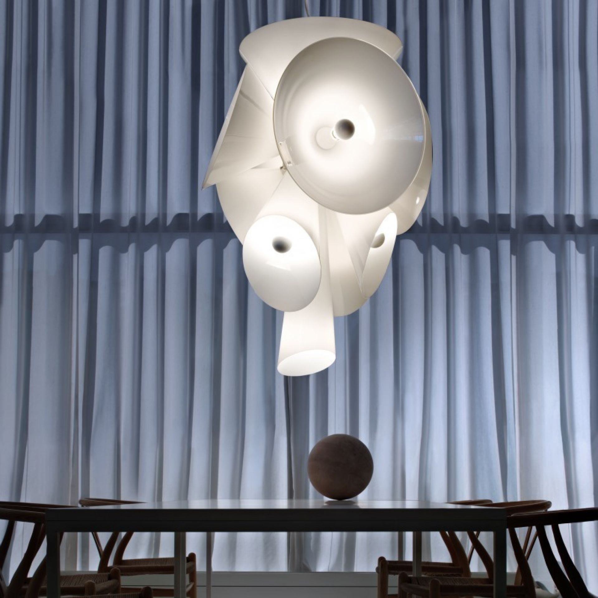 Nebula Pendant light Flos