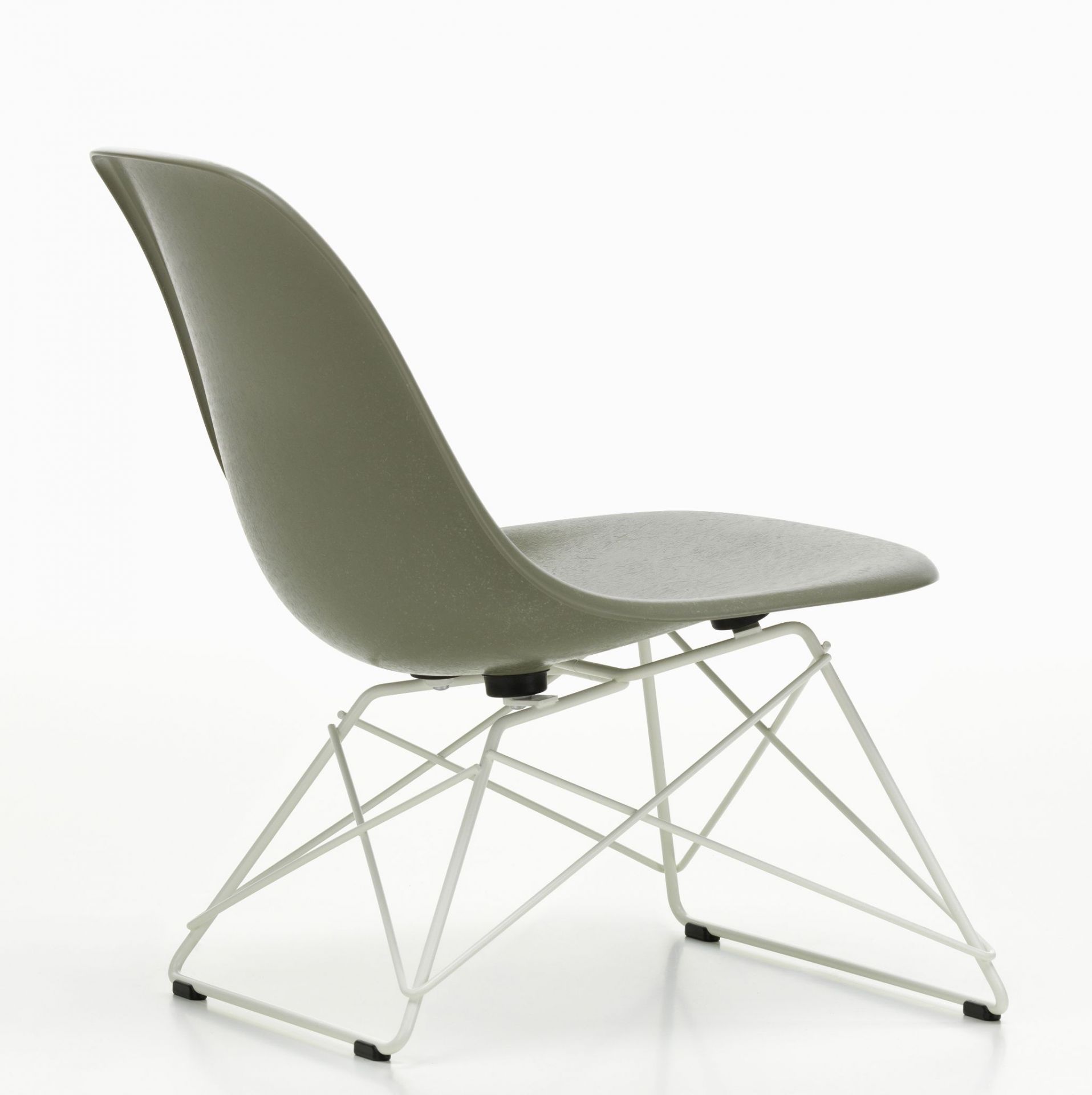 Eames Fibreglass Chair LSR Chair Vitra