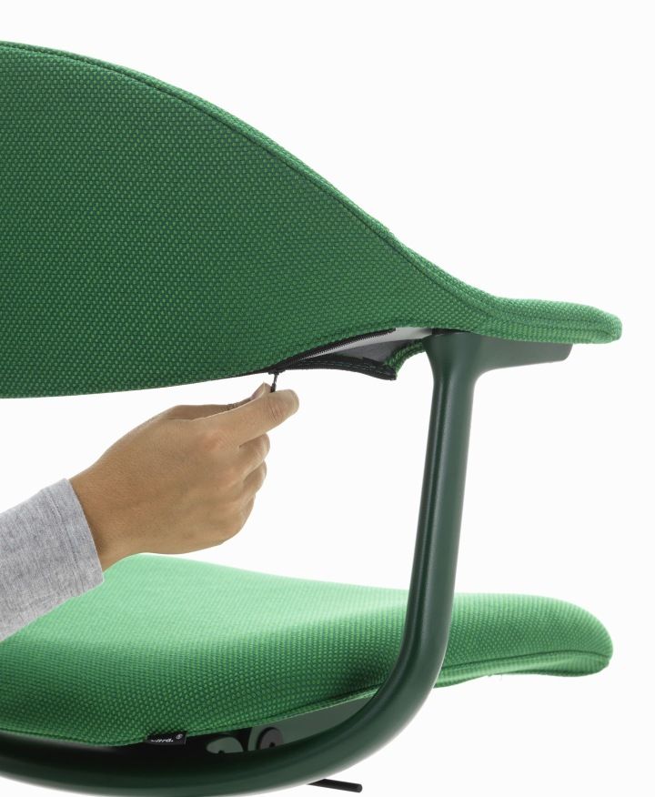Mynt back and seat plastic office swivel chair Vitra