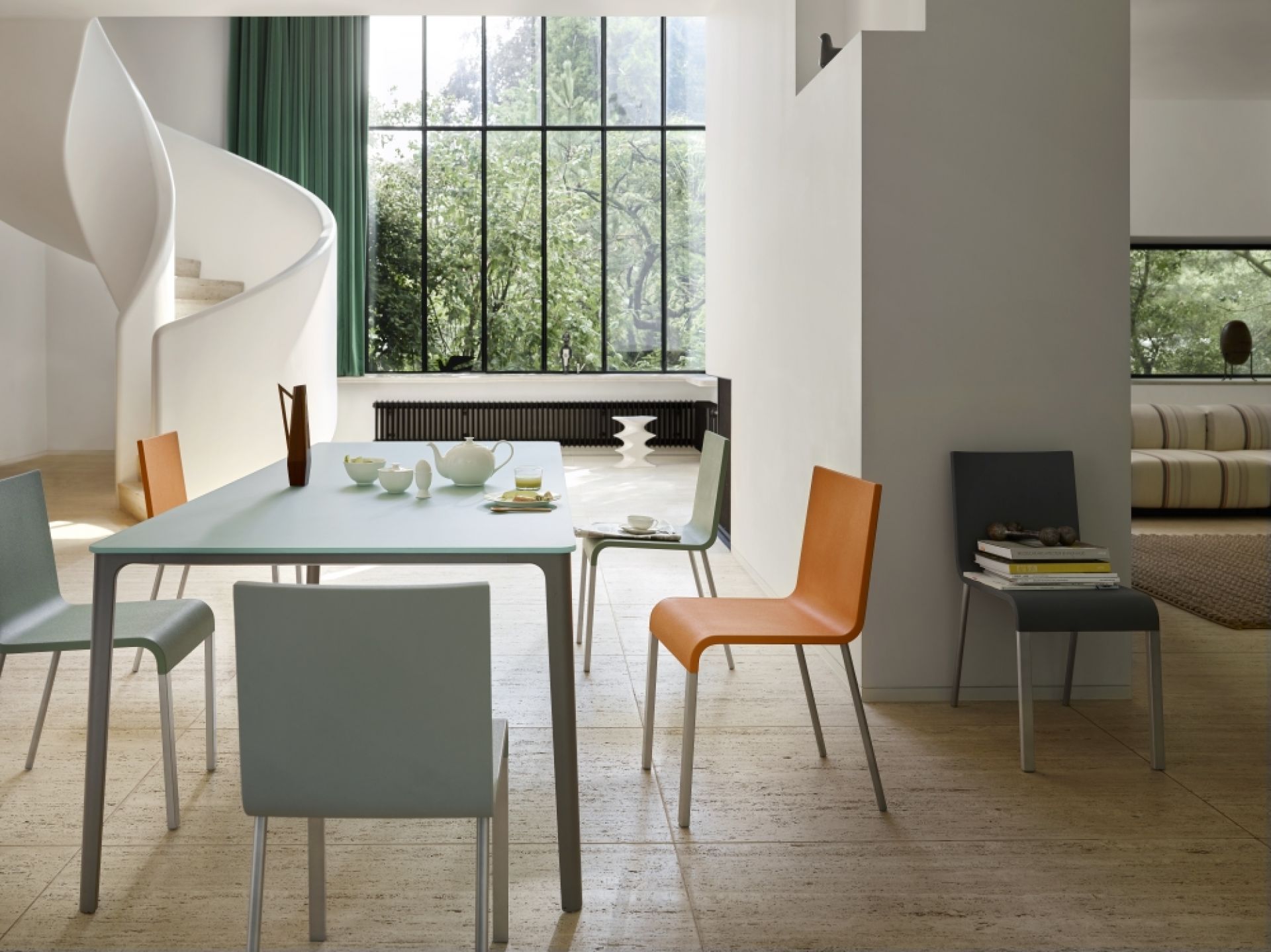Plate Dining Table Vitra