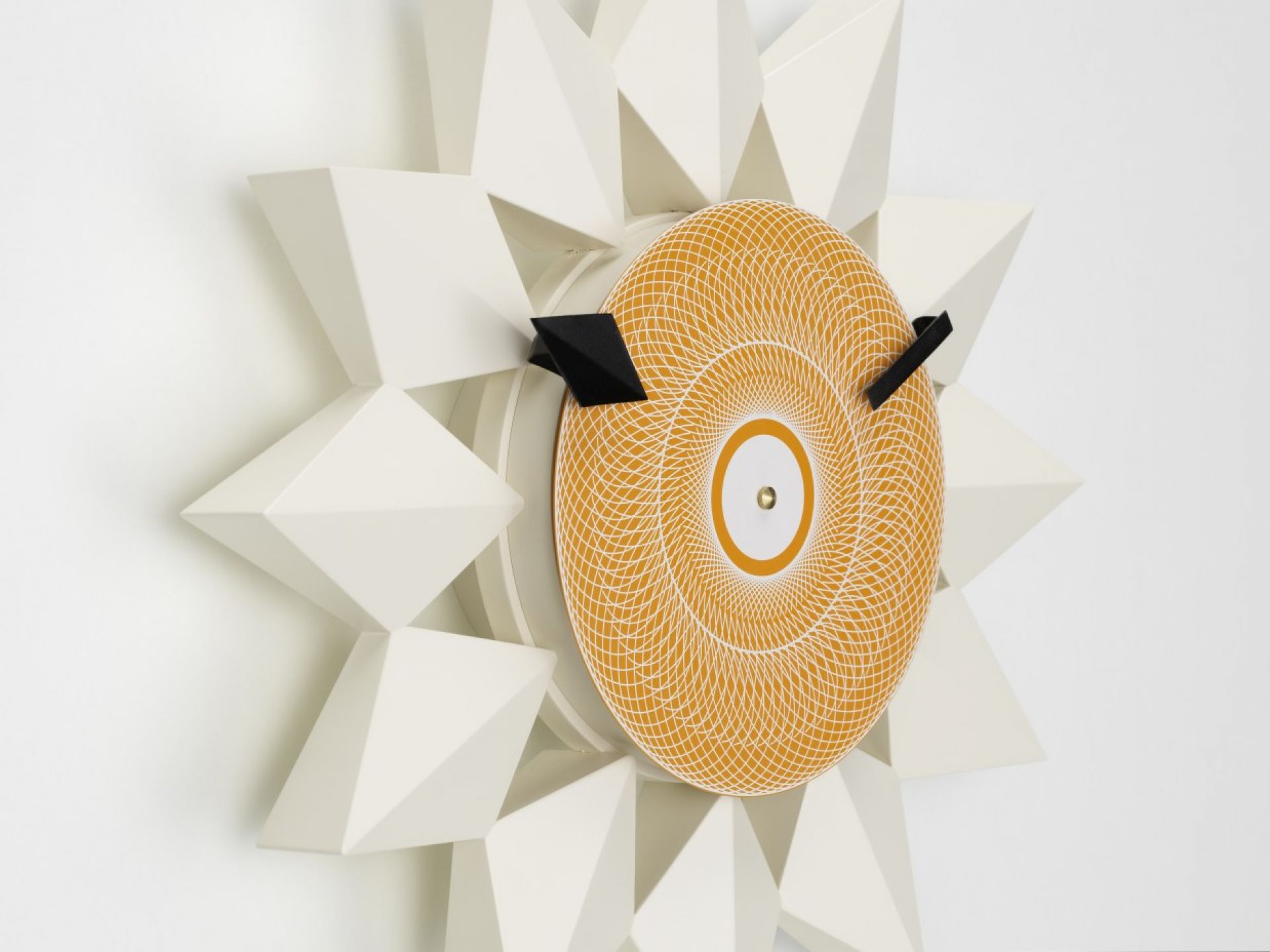  Diamond Markers Clock Wall Clock White Vitra