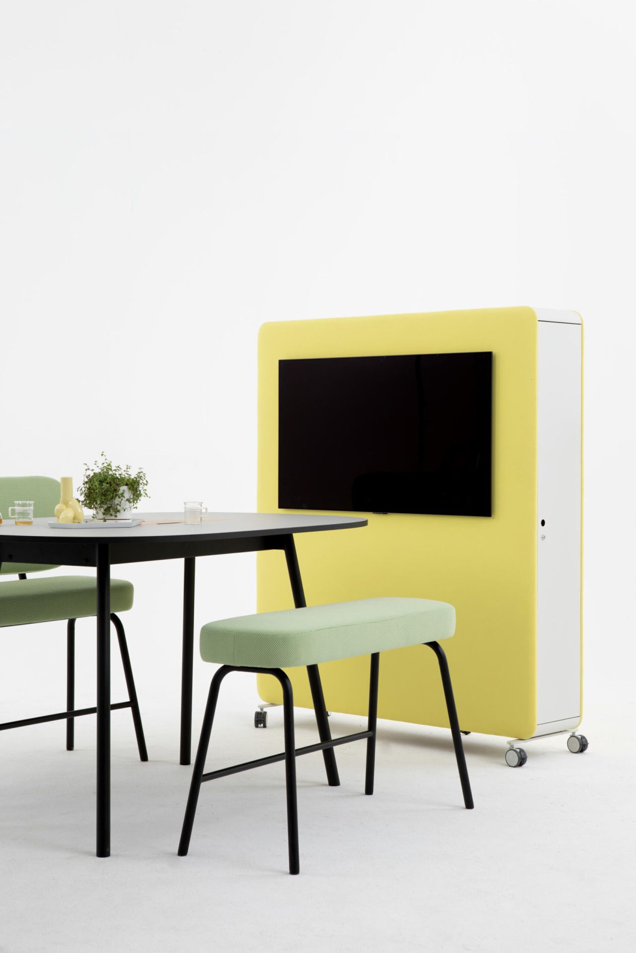 Pillow Space acoustic / room divider Cascando