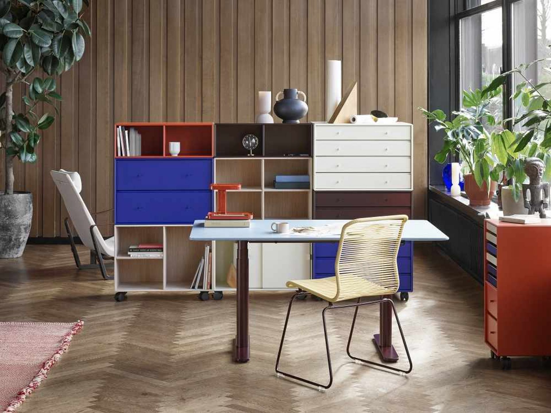 HiLow 2 Electrically height-adjustable Table / Work table Montana