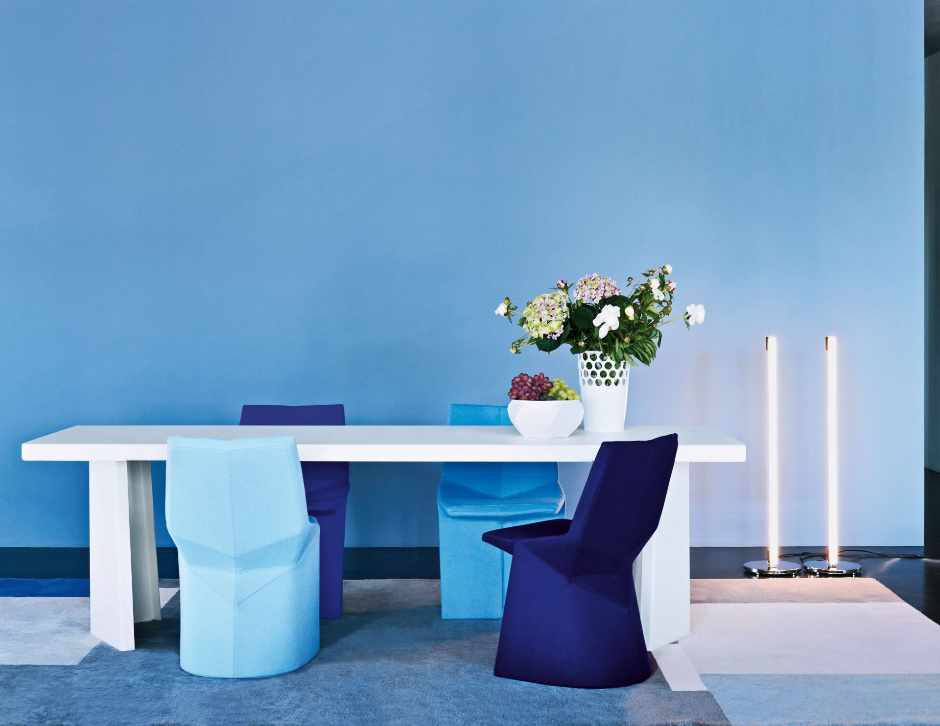 Pallas table ClassiCon