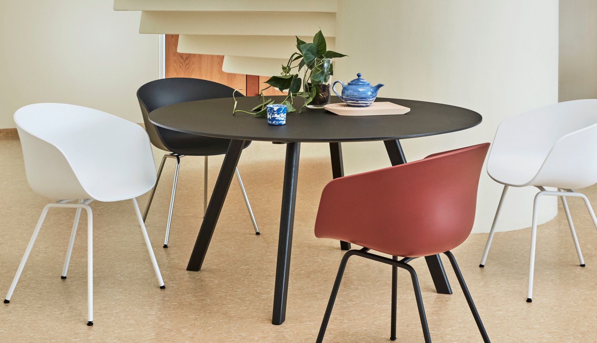 Copenhague CPH 25 Table round Ø 140 cm Hay