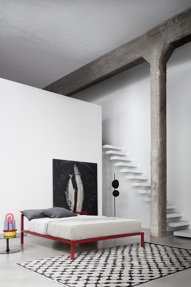 Aluminium Bed lacquered MDF Italia