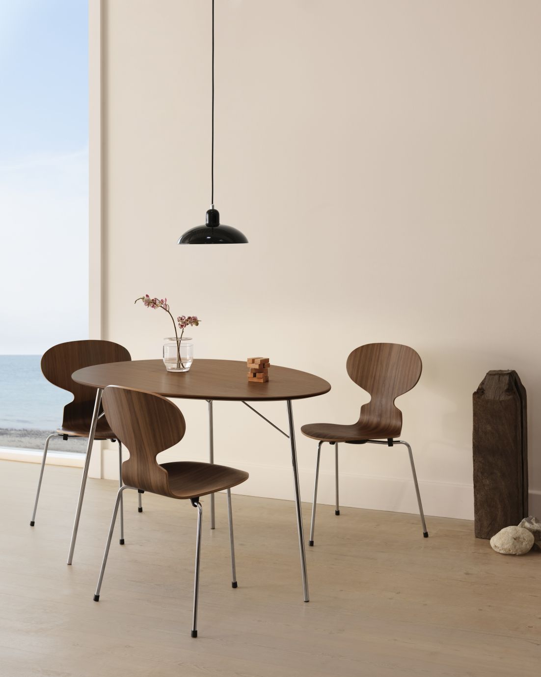 Egg Table Fritz Hansen  