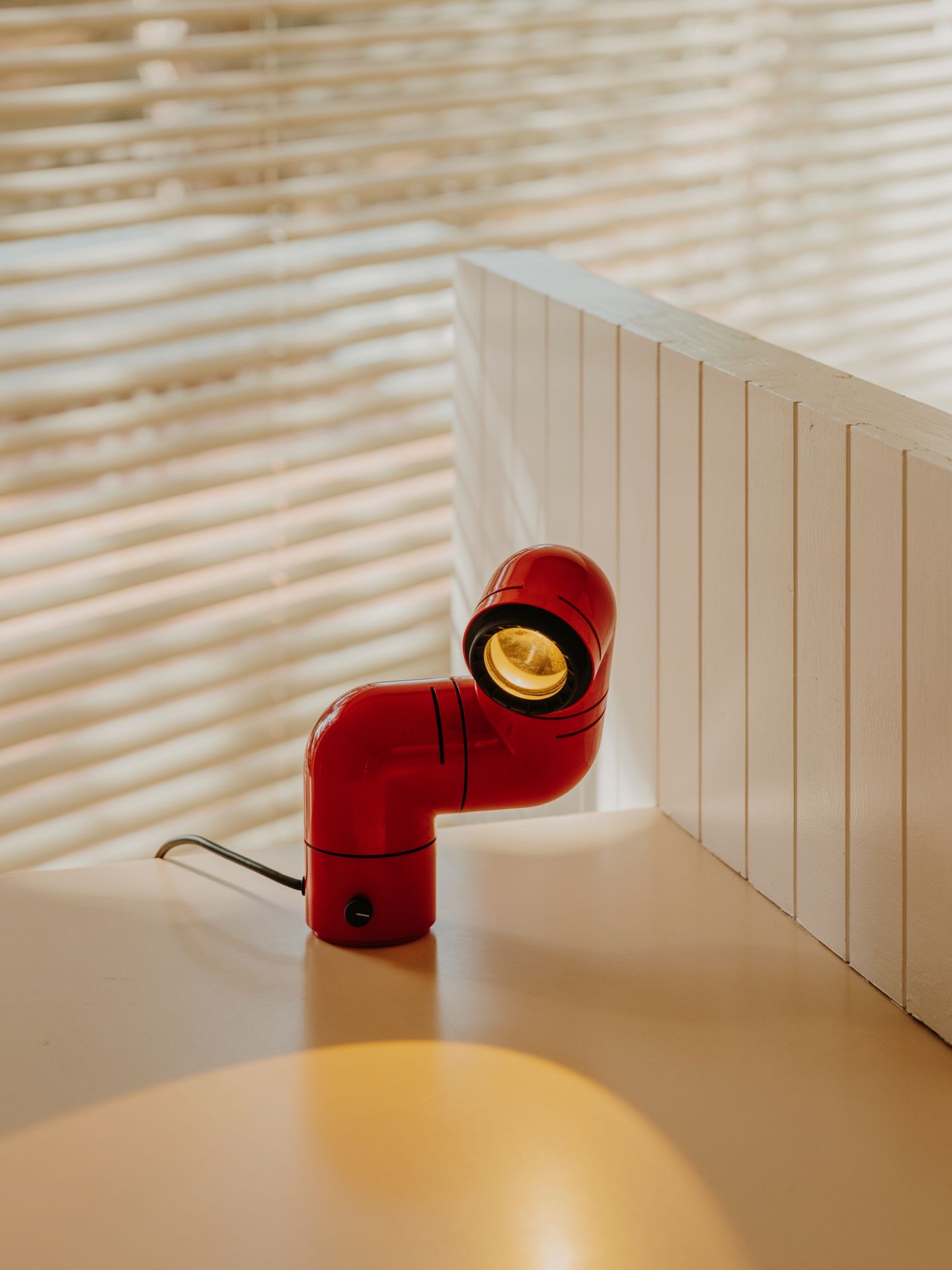Tatu Table Lamp Santa & Cole