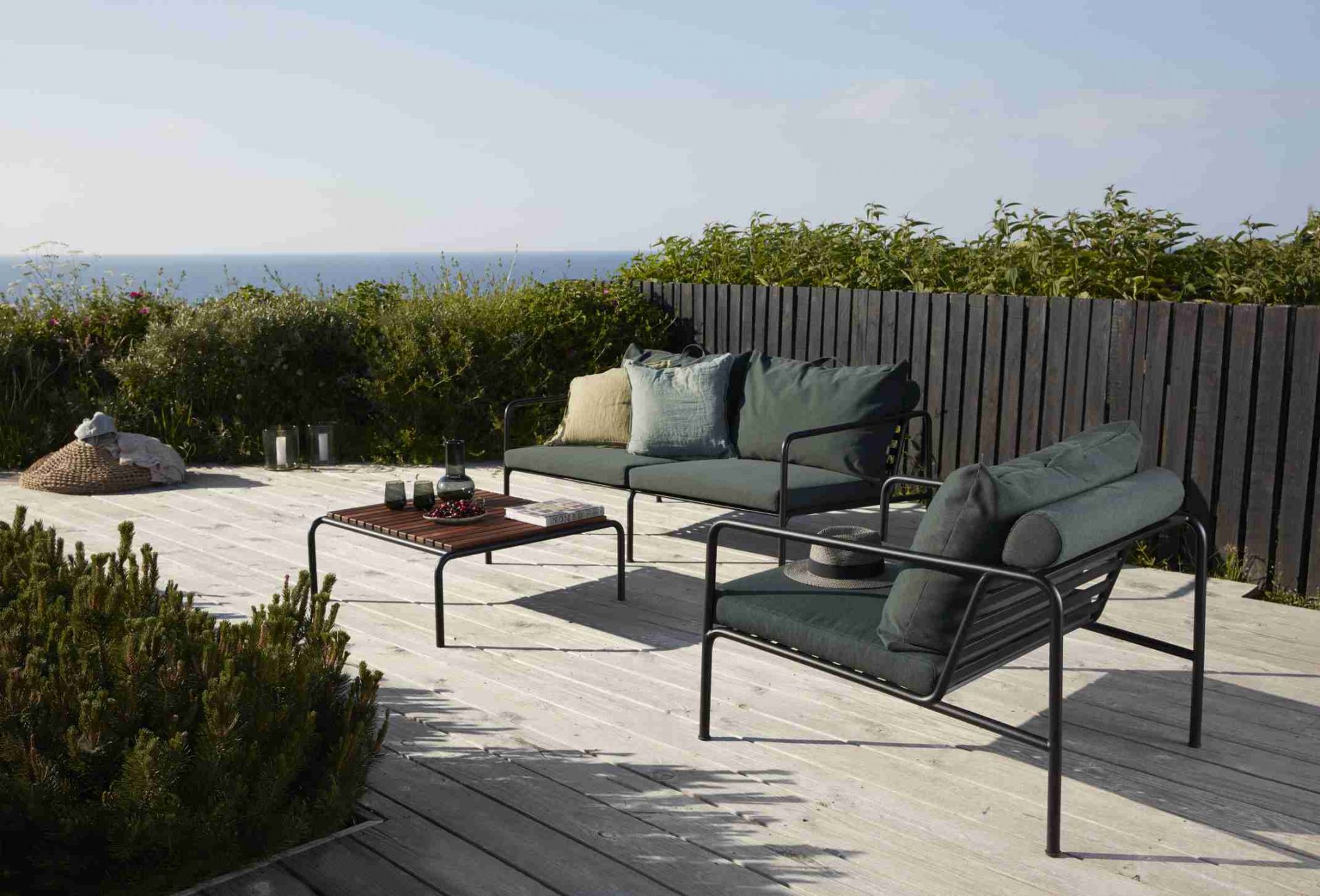 Avon Lounge Table Outdoor Table Houe