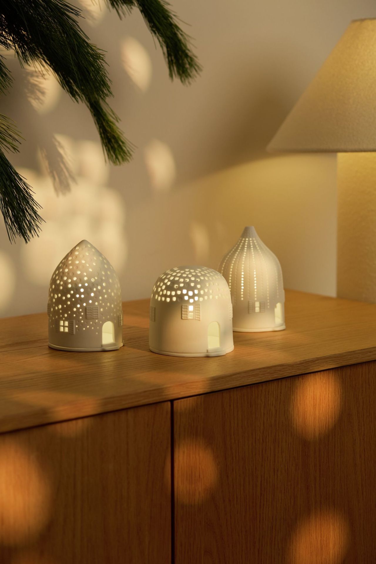 Light house Winter house Points Wheels