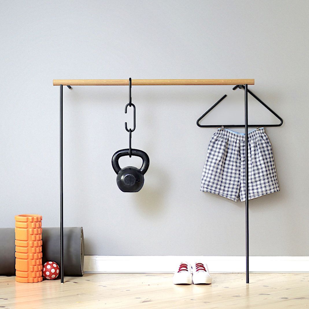 Little Leanon II valet stand Lean On Black Roomsafari