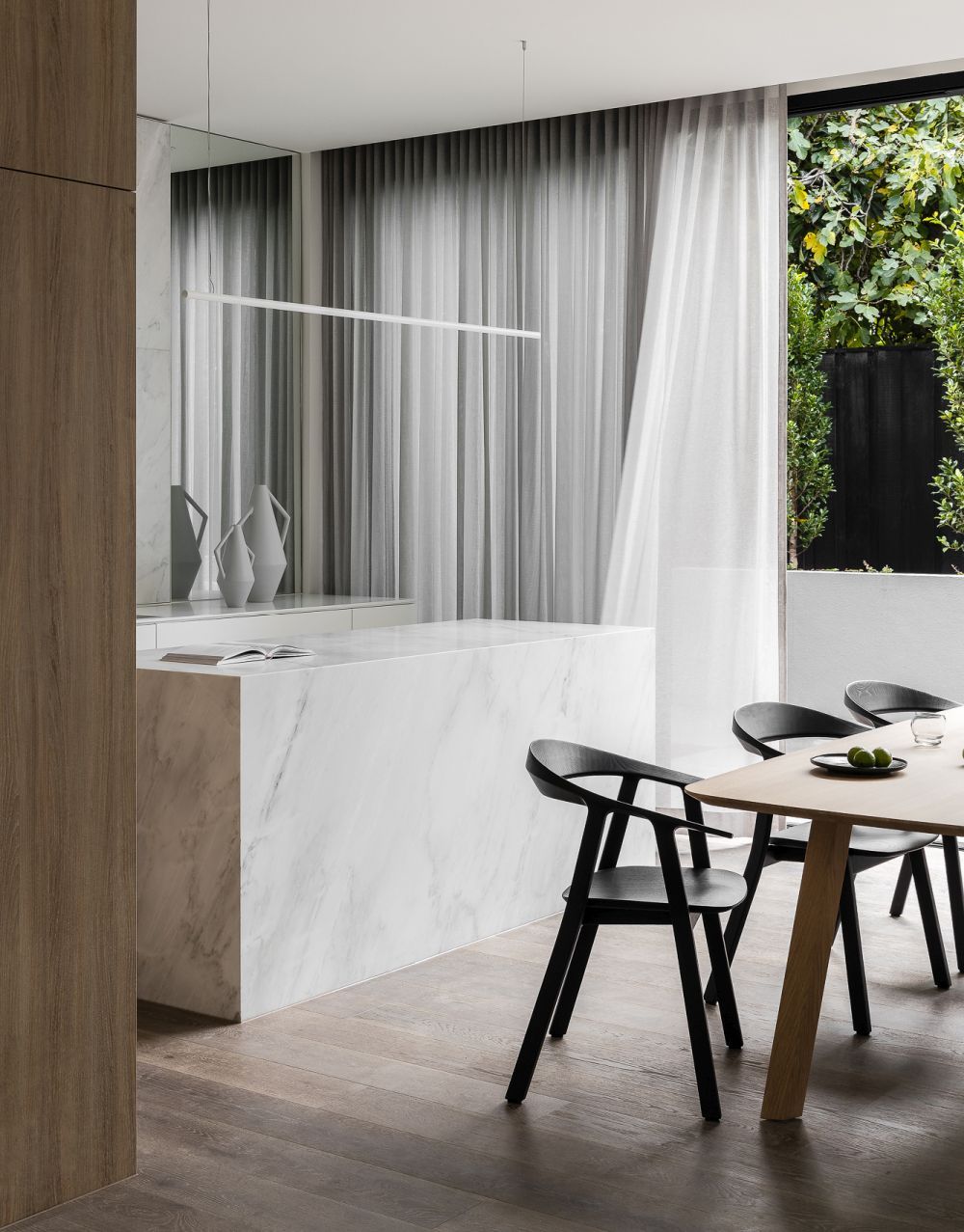 Rhomb Table Prostoria